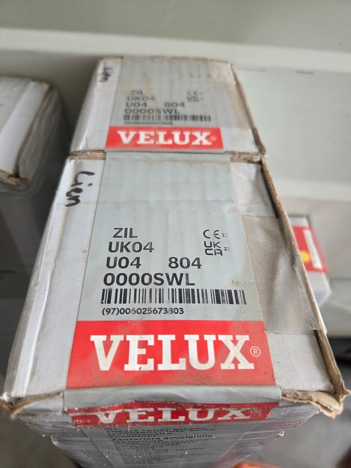 Velux vliegenraam, Doe-het-zelf en Bouw, Raamkozijnen en Schuifdeuren, Ophalen
