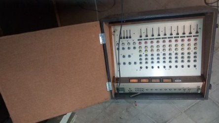 Mengpaneel, TV, Hi-fi & Vidéo, Enlèvement, Utilisé