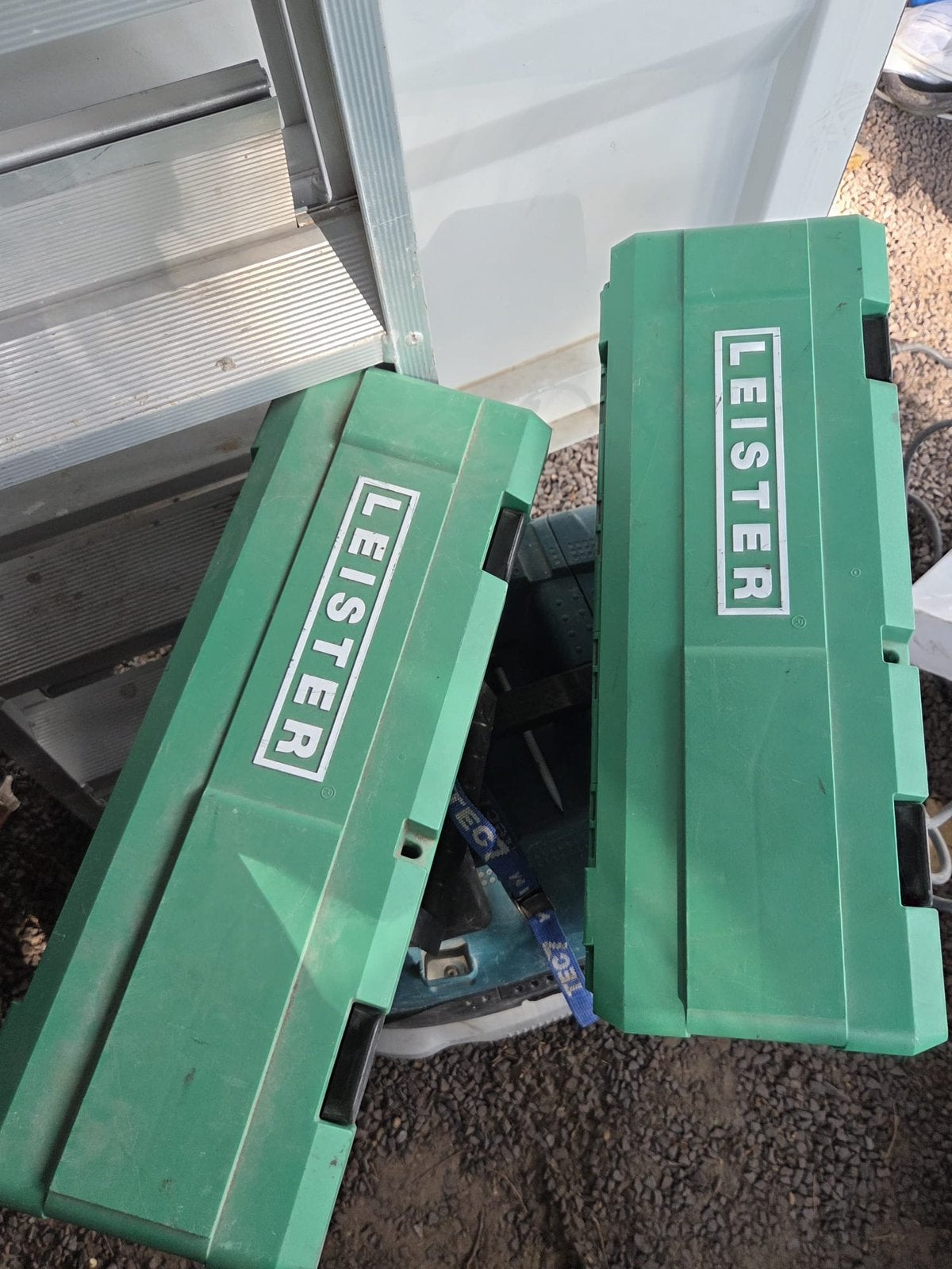 Twee leisters, Enlèvement, Utilisé