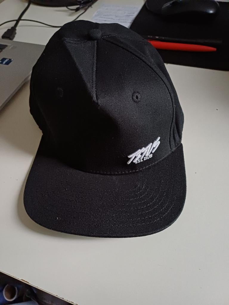 Skate pet Titus, Nieuw, Pet, Titus, One size fits all