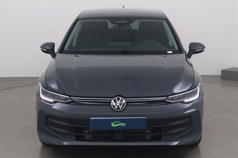 Volkswagen Golf VIII 1.5 eTSI Life Plus 116 AT, Autos, Argent ou Gris, Achat, Euro 6, Entreprise