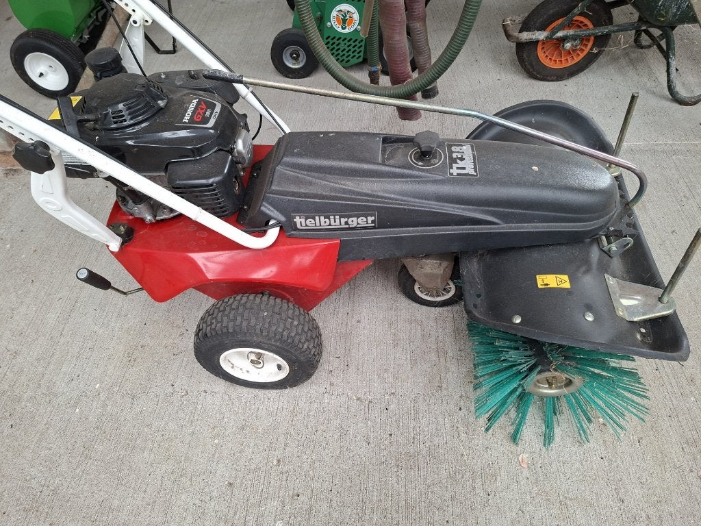 Veegmachine, Jardin & Terrasse, Balayeurs, Enlèvement, Utilisé, Tielburger Limpar
