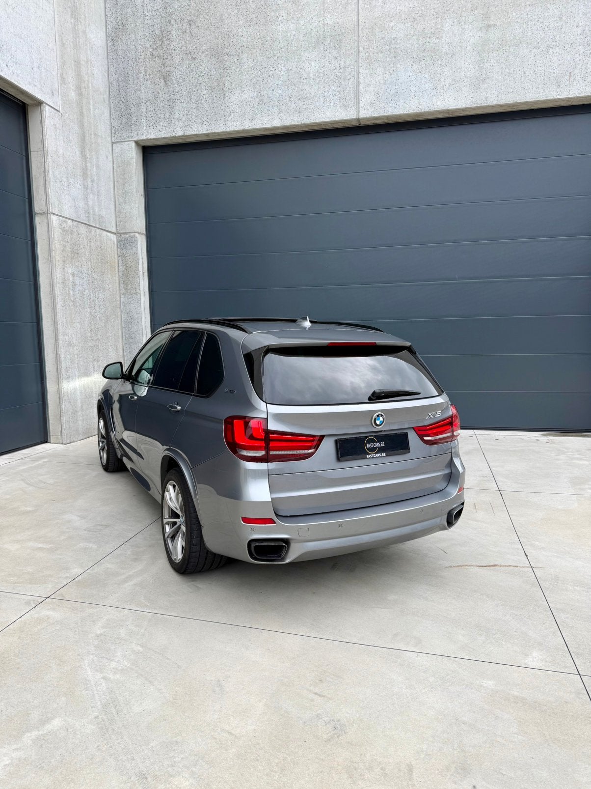 X5 40e / Hybride / M PAKKET/ PANO / 360 / AMBIENT, Automaat, 230 kW, 4 cilinders, Bi-Xenon koplampen