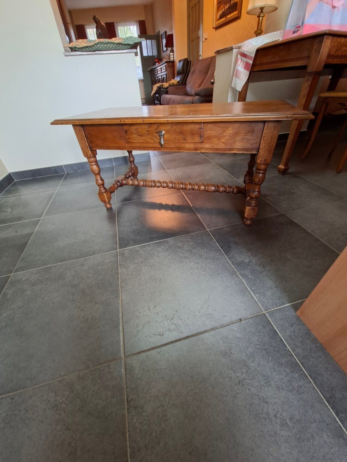 salontafel, Ophalen