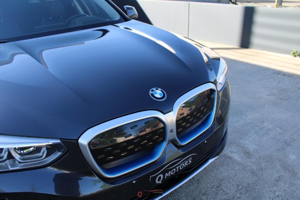 BMW iX3 IMPRESSIVE/LED/ACC/360/HARMAN/PANO/TREK/CARP/BTW, Automaat, Zwart, Leder, IX3