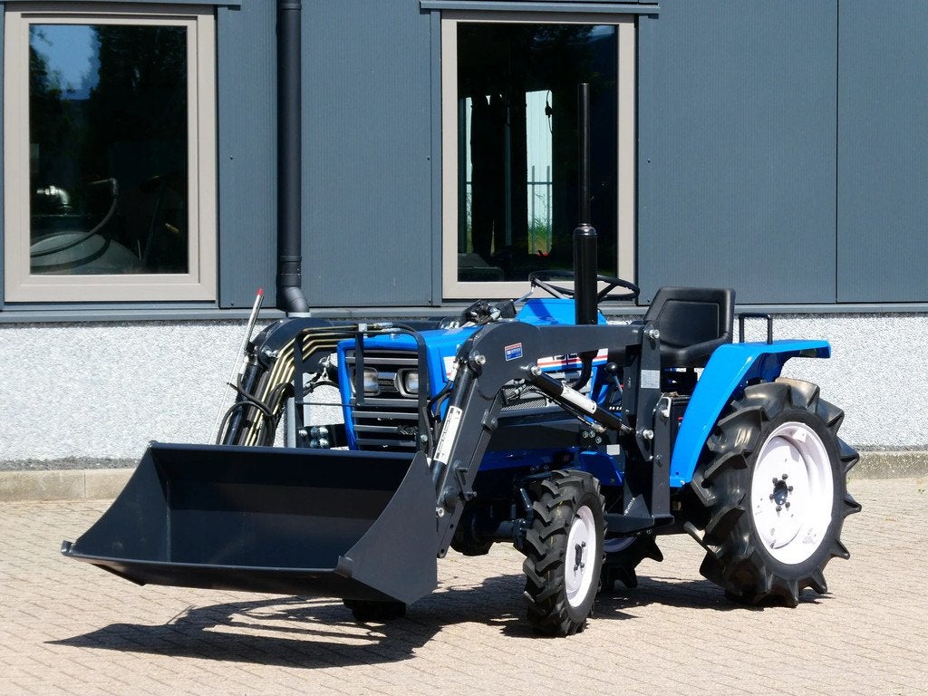 Iseki TU1500 4wd / 1086 Draaiuren / Voorlader, Articles professionnels, Agriculture | Tracteurs, Autres marques, Utilisé