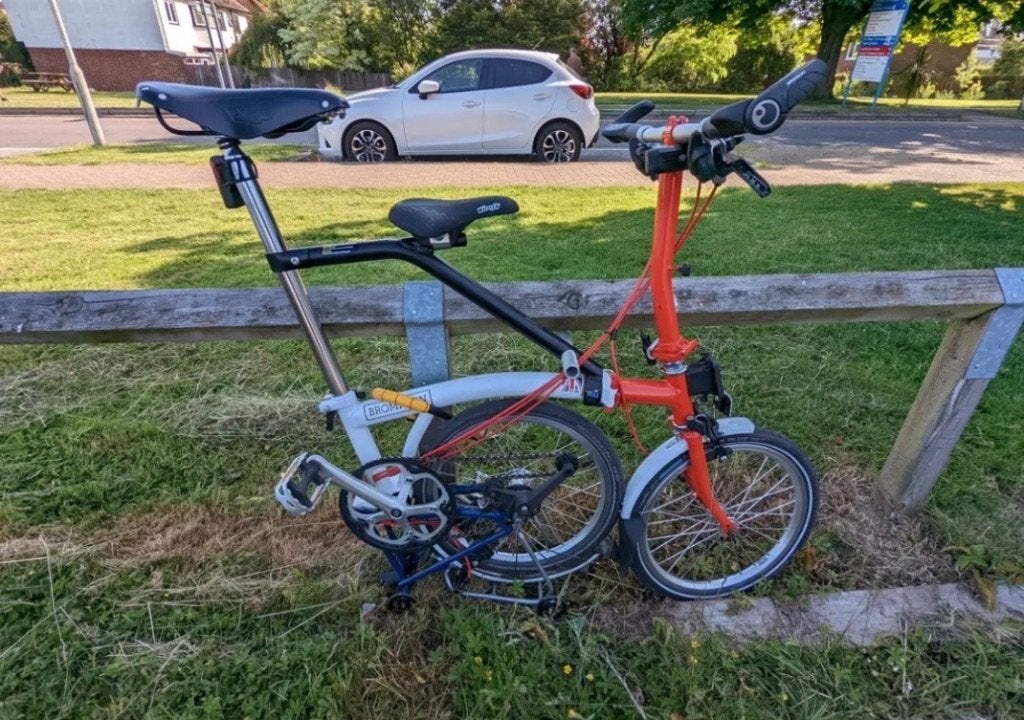 Brompton kinderzitje Milan Pere, Fietsen en Brommers, Ophalen, Zo goed als nieuw, Voorzitje