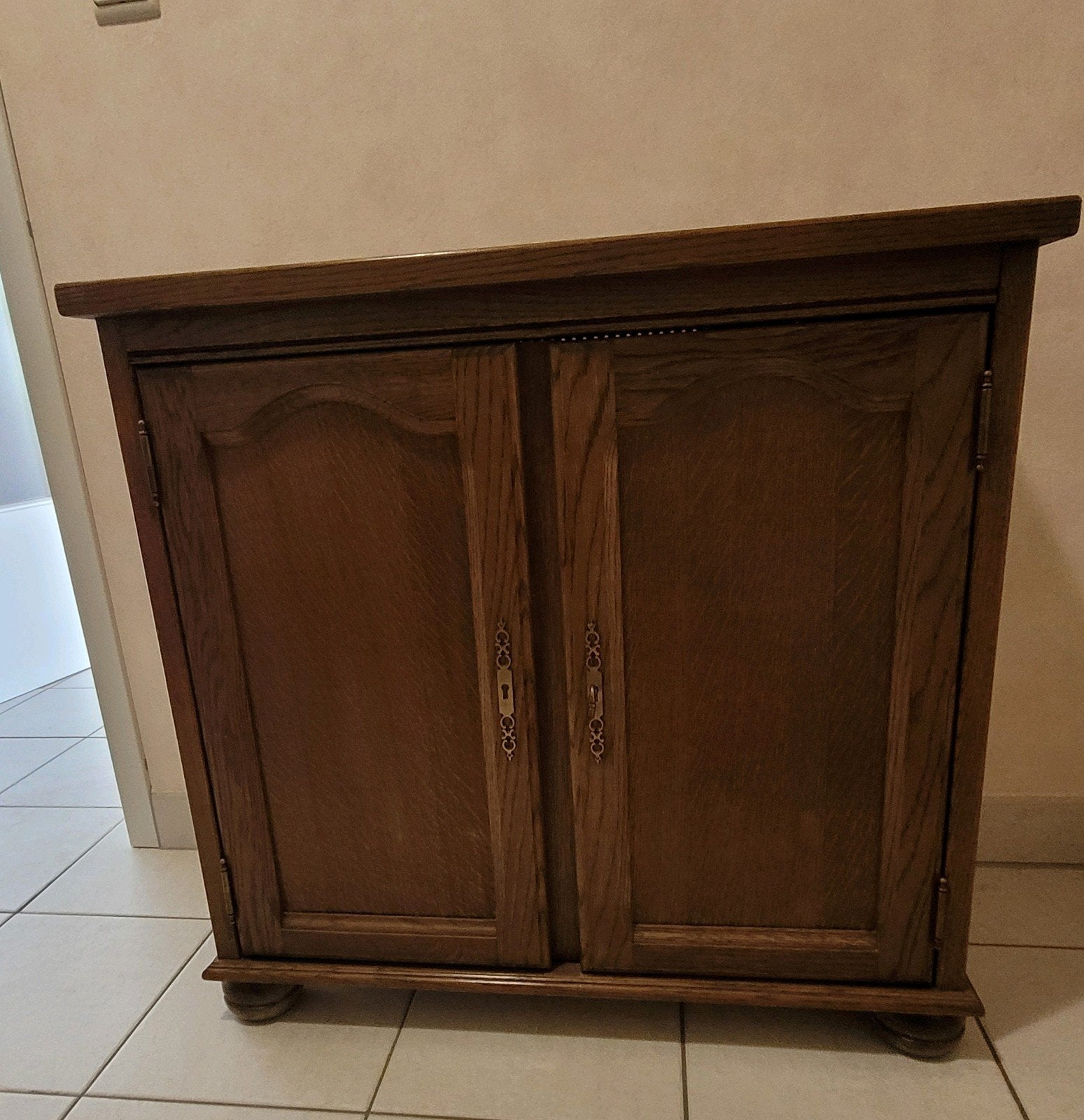 Schoenenkast, Ophalen