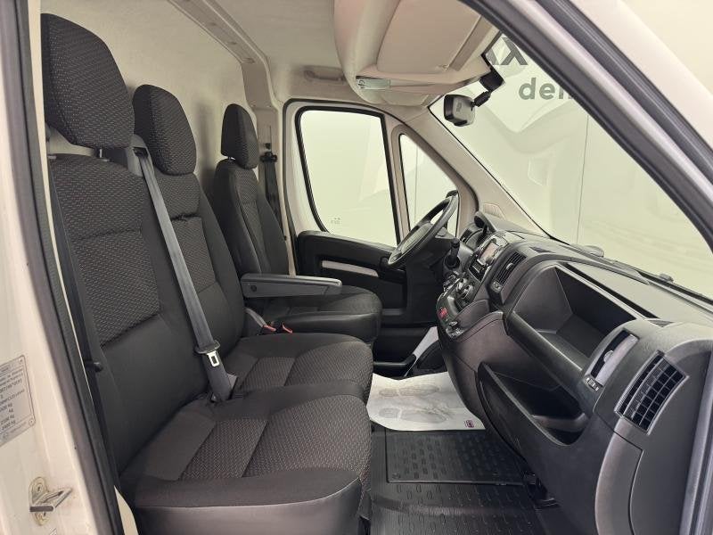 Peugeot Boxer e-BOXER FT 435 L3H2 GPS|PDC|CAMERA, 122 pk, Zwart, https://public.car-pass.be/vhr/442998ac-4510-4d4e-9b8e-e703105ee40e