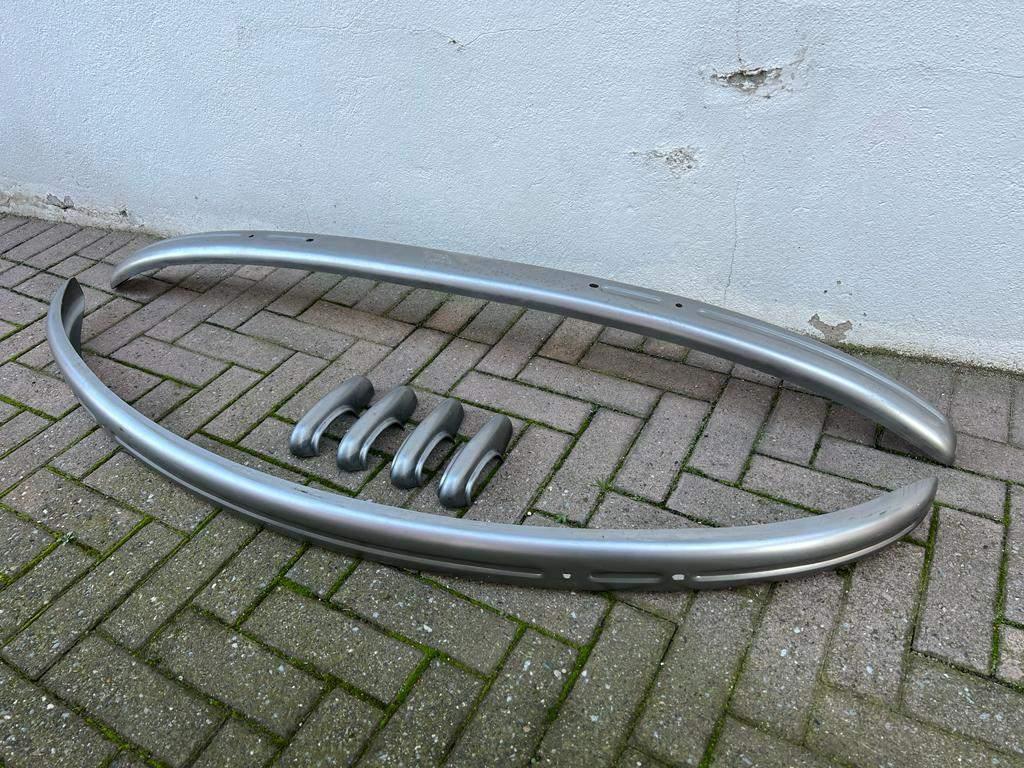 VW Volkswagen Kever gesplitste achterruit bumperbeschermers, Autos : Divers, Accessoires de voiture, Neuf, Enlèvement ou Envoi