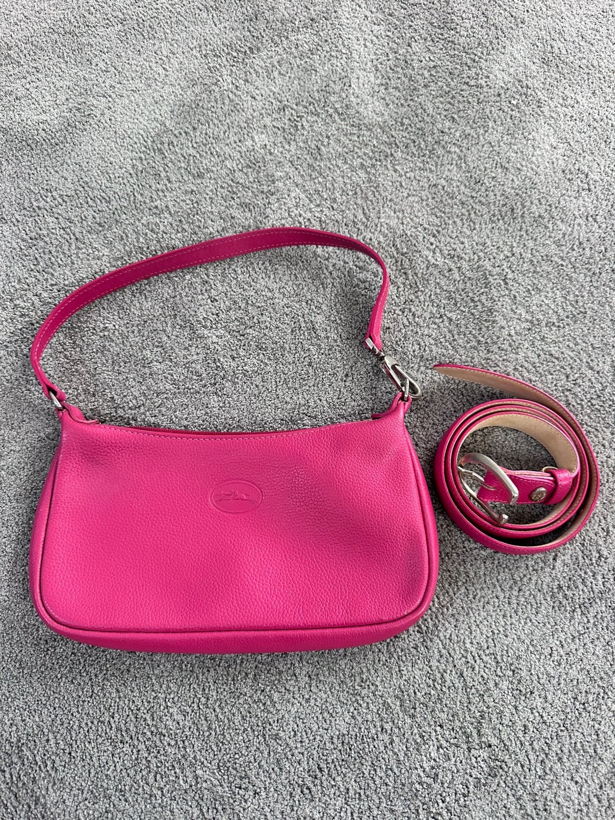 Petit sac rose en cuir, excellent état, Antiquités & Art, Enlèvement ou Envoi