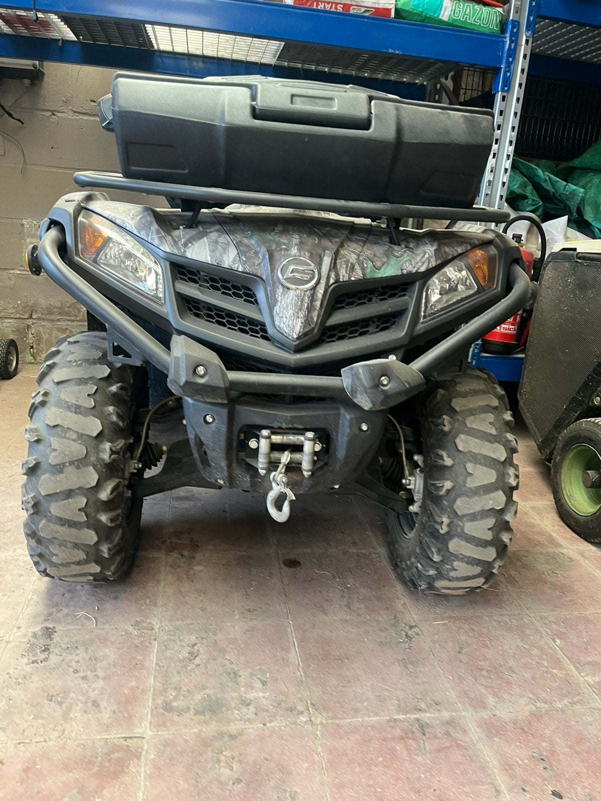 Cf moto