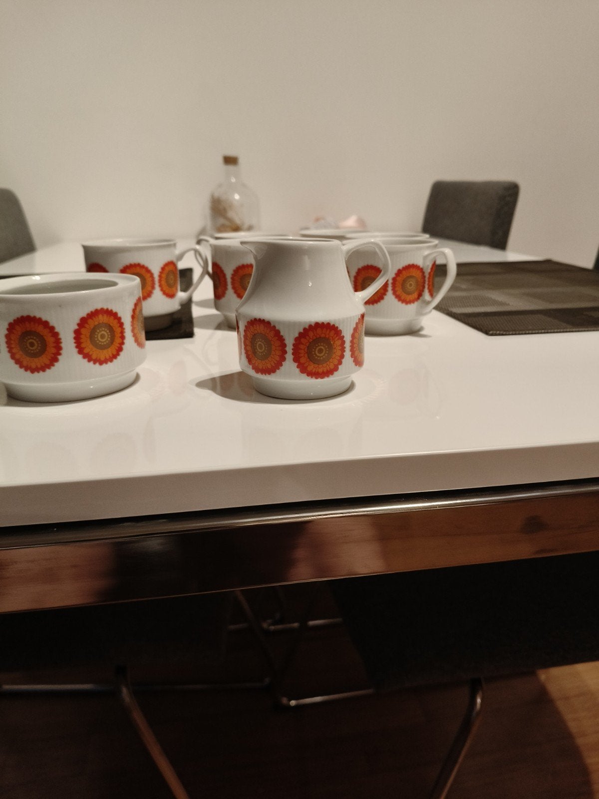 rétro servies te koop, Maison & Meubles, Enlèvement, Comme neuf, Classique, Pichet
