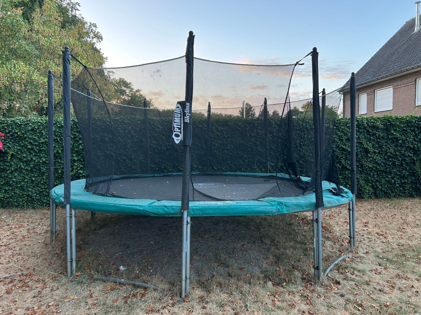 Trampoline Skyline 4,57 cm, Enfants & Bébés, Enlèvement, Utilisé
