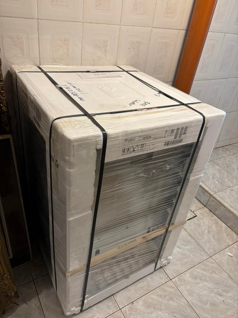 LAVE-VAISSELLE ENCASTRABLE WHIRLPOOL W0I D741A S, Enlèvement, Comme neuf