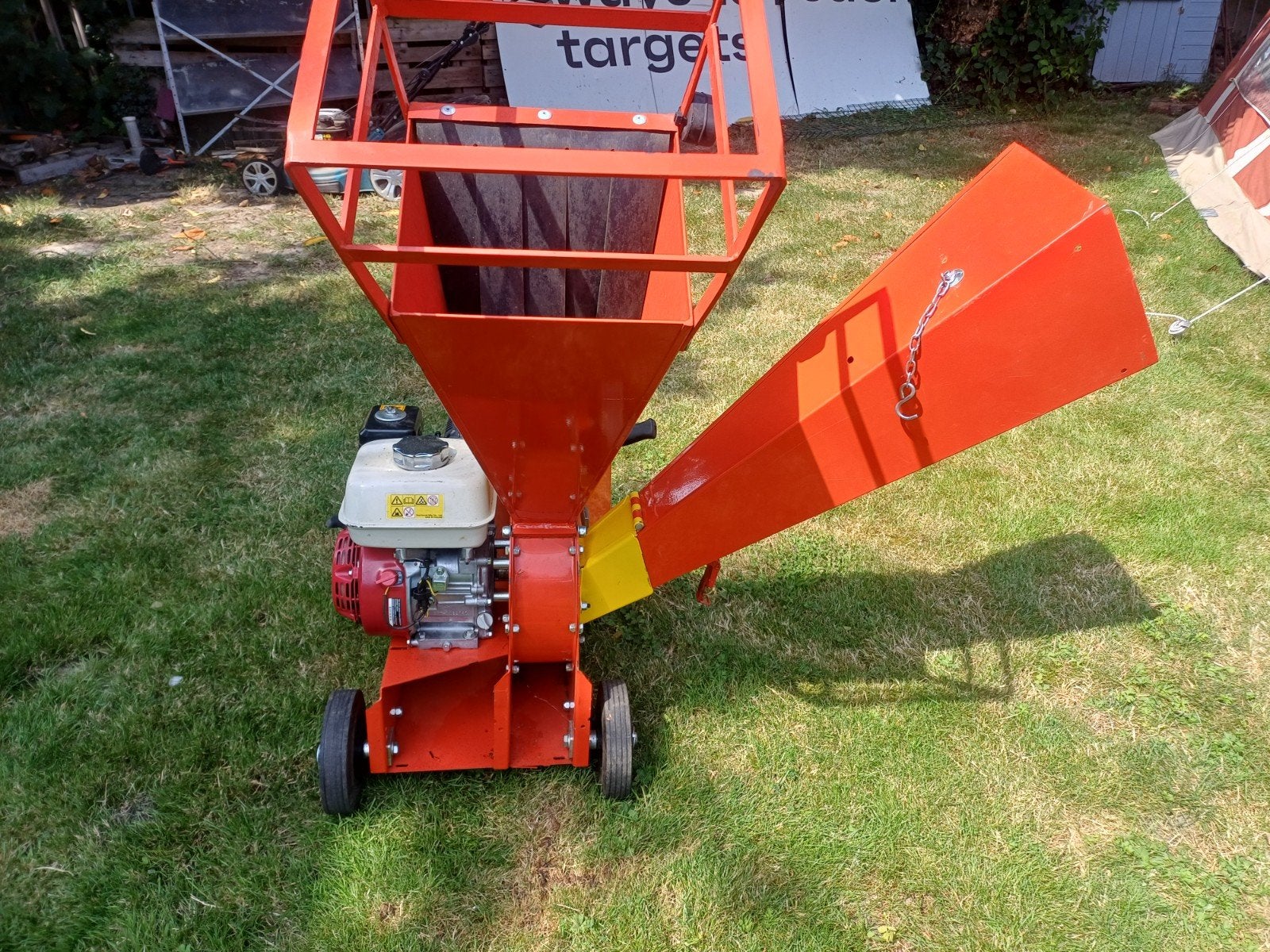 Caravaggi bio60 hakselaar, Ophalen