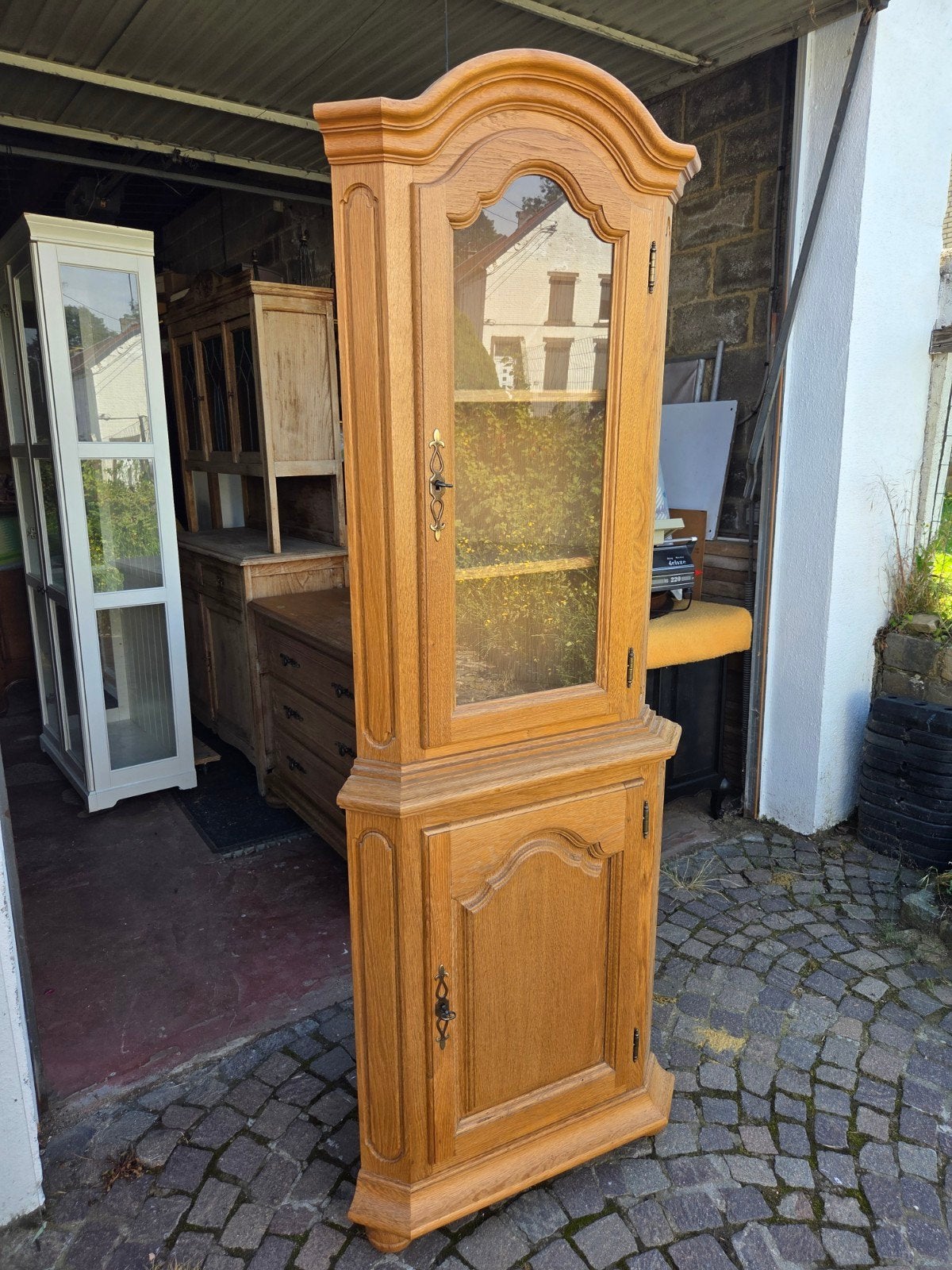 Superbe meuble de coin en chêne, Enlèvement