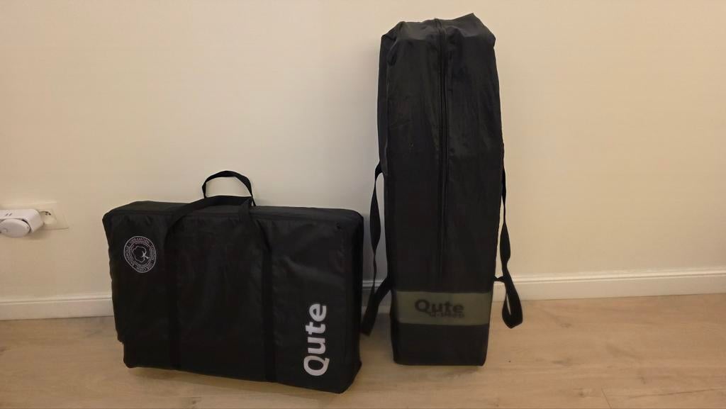 Qute baby reisbed met matras (als nieuw), Kinderen en Baby's, Ophalen, Matras