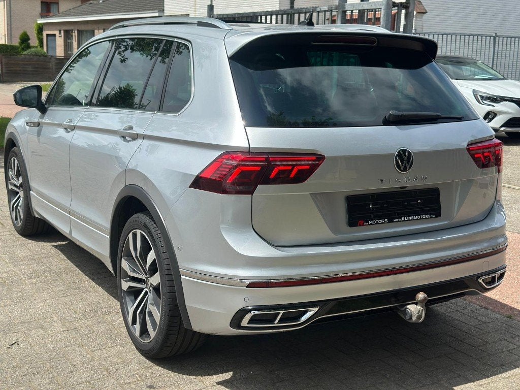 VW Tiguan 2.0TDI - 150pk - R Line - 2023 - BTW aftrekbaar, Auto's, 4 deurs, Stof, 4 cilinders, Bedrijf
