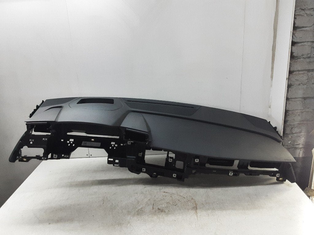 DASHBOARD Audi RS 3 Sportback (8YA) (01-2021/-), Gebruikt, Mevr. I. Hauben, Audi, Rue de l'Espoir 34 34
4030  GRIVEGNÉE, BE