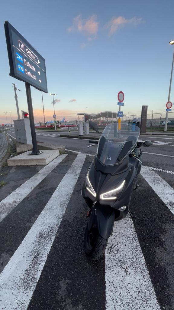 Sym Joymax z+ 125 2021, Fietsen en Brommers, Ophalen, Gebruikt, Overige modellen, 125 cc