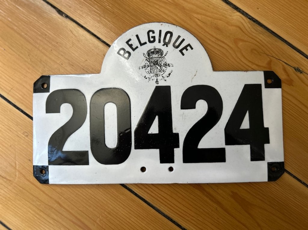 Plaque immatriculation émaille Belgique première série, Enlèvement