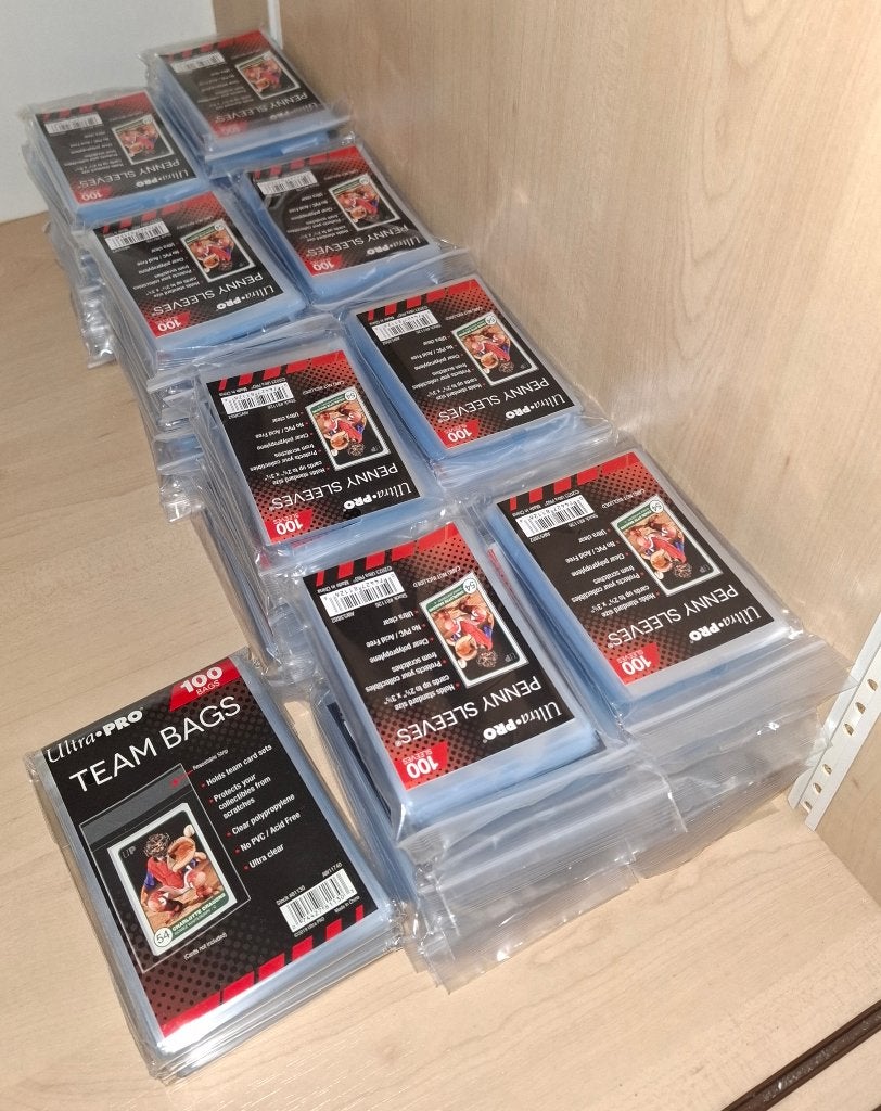 Ultra Pro sleeves + teambags lot, Hobby en Vrije tijd, Verzamelkaartspellen | Pokémon, Nieuw, Sleeves of Kaarthoesjes, Ophalen of Verzenden