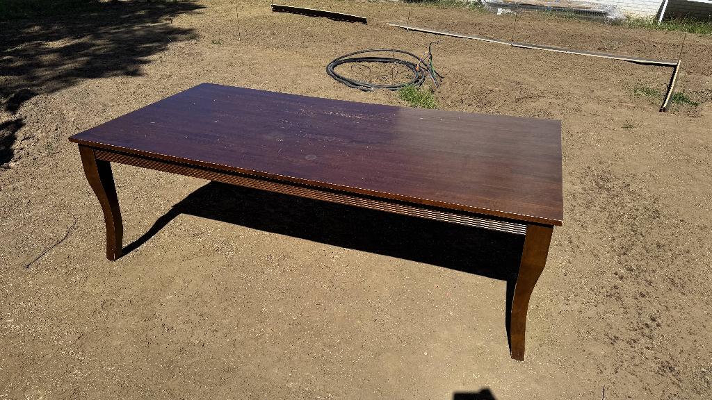 table en bois dur tropical, Enlèvement