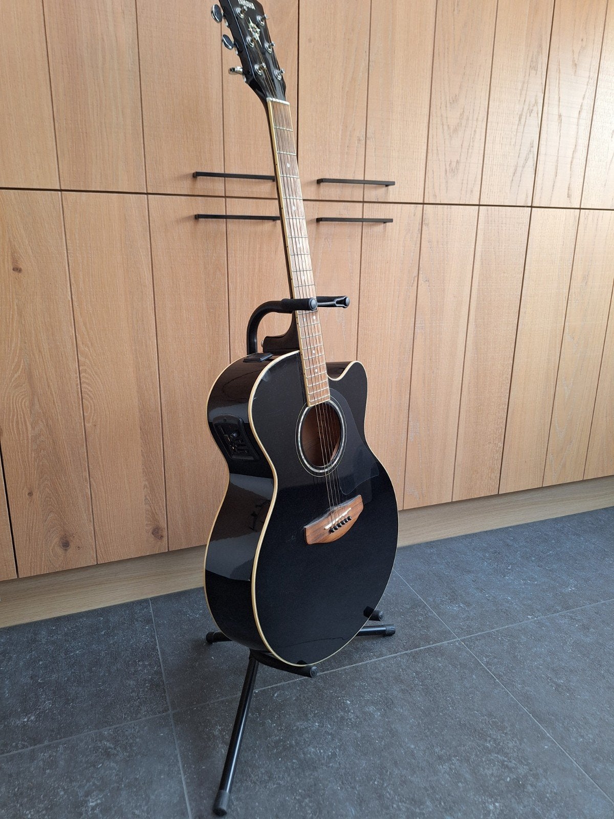 Gitaar Yamaha, half akoestisch/elektrisch, Muziek en Instrumenten, Ophalen