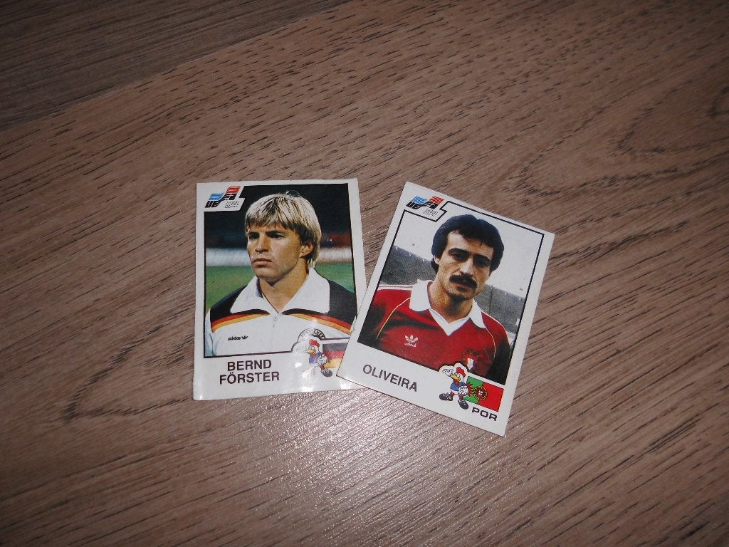 lot 2 autocollants album PANINI uefa euro 84 n 140 et 173, Enlèvement ou Envoi