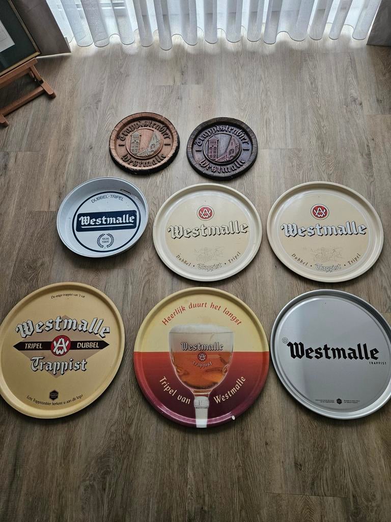 Westmalle dienbladen en reclame borden., Verzamelen, Biermerken, Ophalen