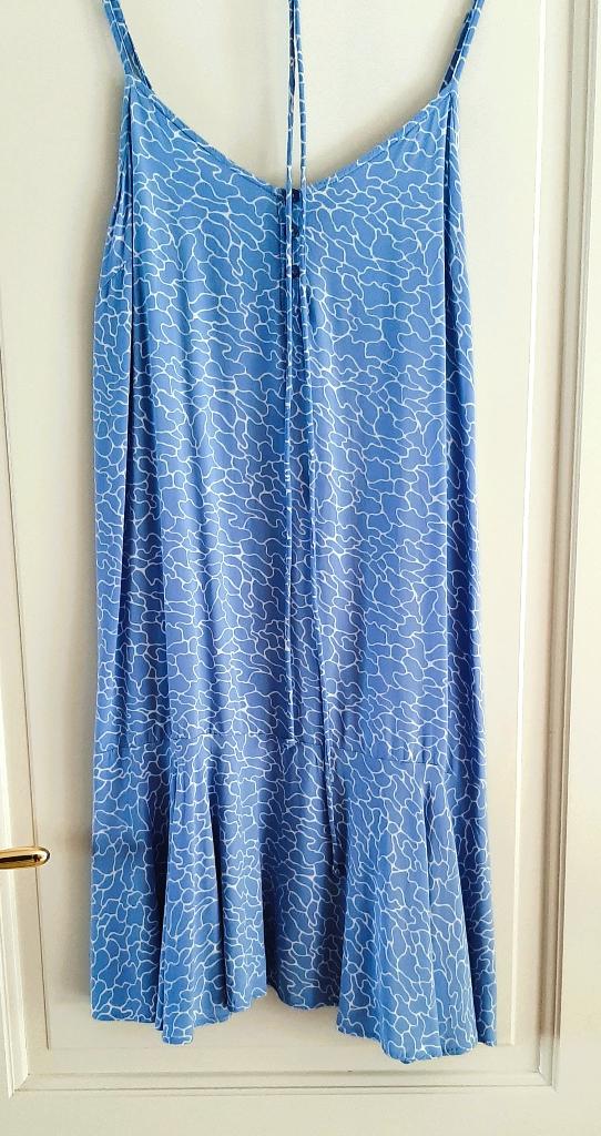 Te koop: Mooi zomerskleedje van "Comme ça", L., Ophalen, Blauw, Maat 42/44 (L), Zo goed als nieuw