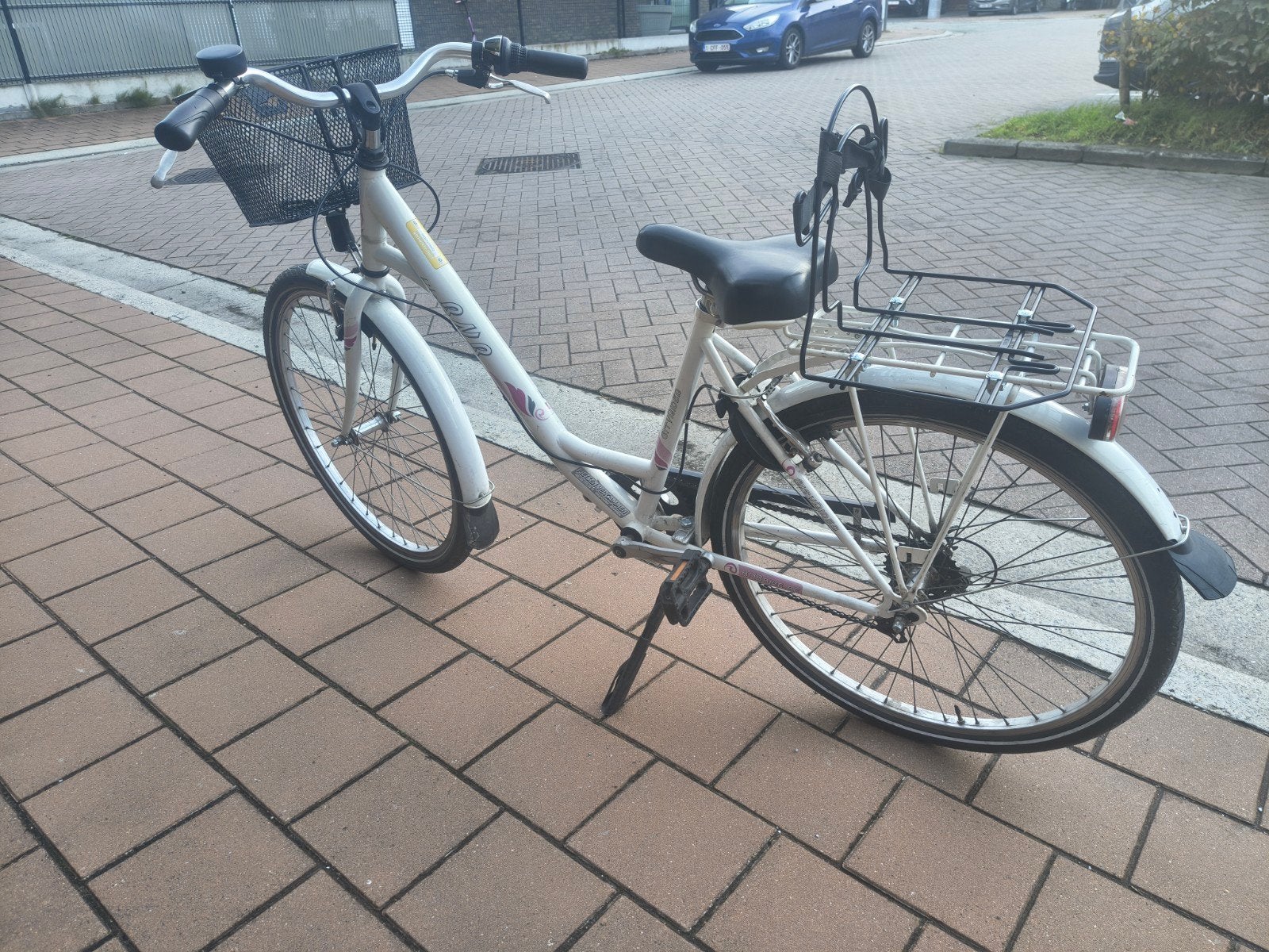 Meisjesfiets BNB Cityrider - 26", Fietsen en Brommers, Mandje, Gebruikt, Velgrem, Ophalen