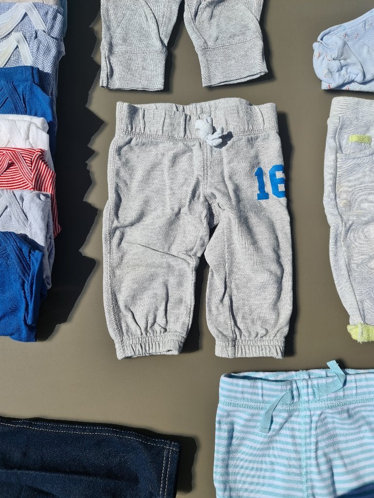 grijze jogging broek 16 Carter 3m 62cm, Kinderen en Baby's, Babykleding | Maat 62, Ophalen, Zo goed als nieuw