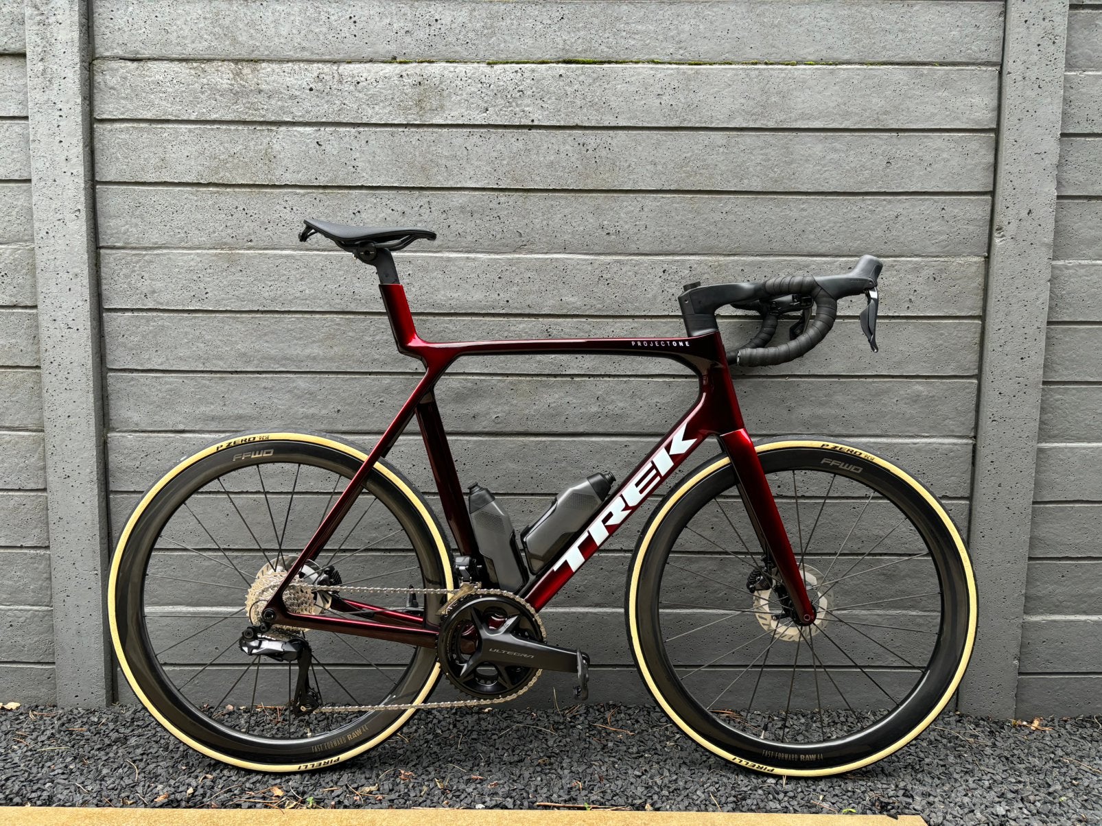Trek Madone gen 8 SLR 7, Fietsen en Brommers, Ophalen, Zo goed als nieuw, Carbon