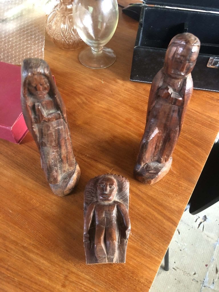 houten beeldjes maria, jozef en jezus, Enlèvement