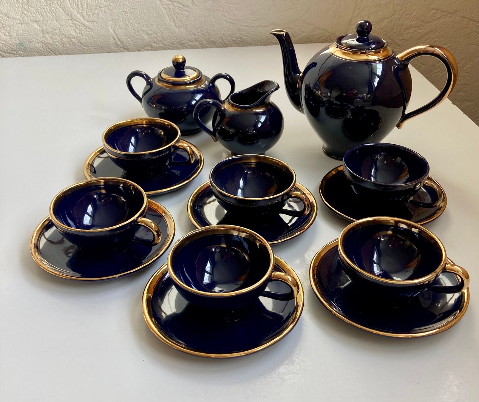 Theeservies, Ophalen