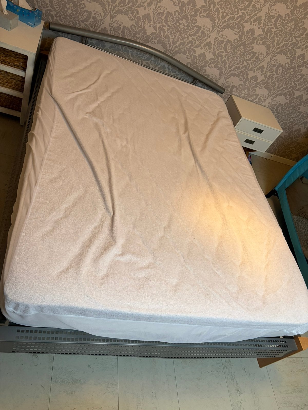 Lit sommier et matelas, Maison & Meubles, Enlèvement