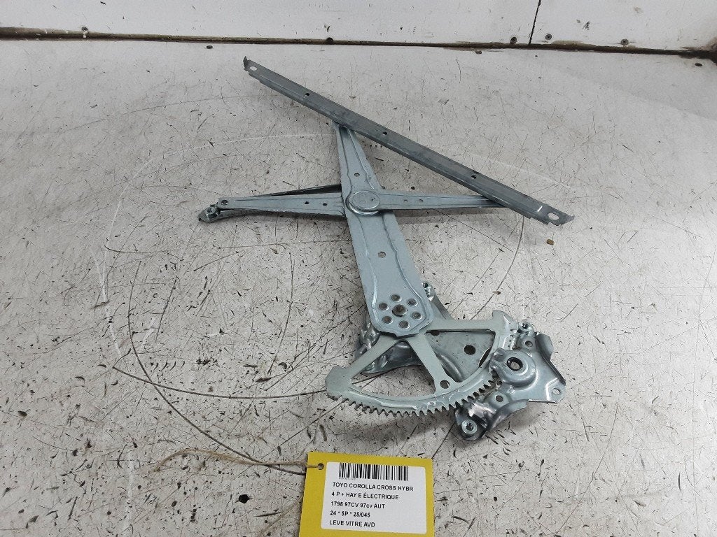 RAAMMECHANIEK RECHTS VOOR Toyota Corolla Cross (AA), Gebruikt, Kundenbetreuung@toyota.de, Toyota, Toyota-Allee 2
50858  Köln, DE