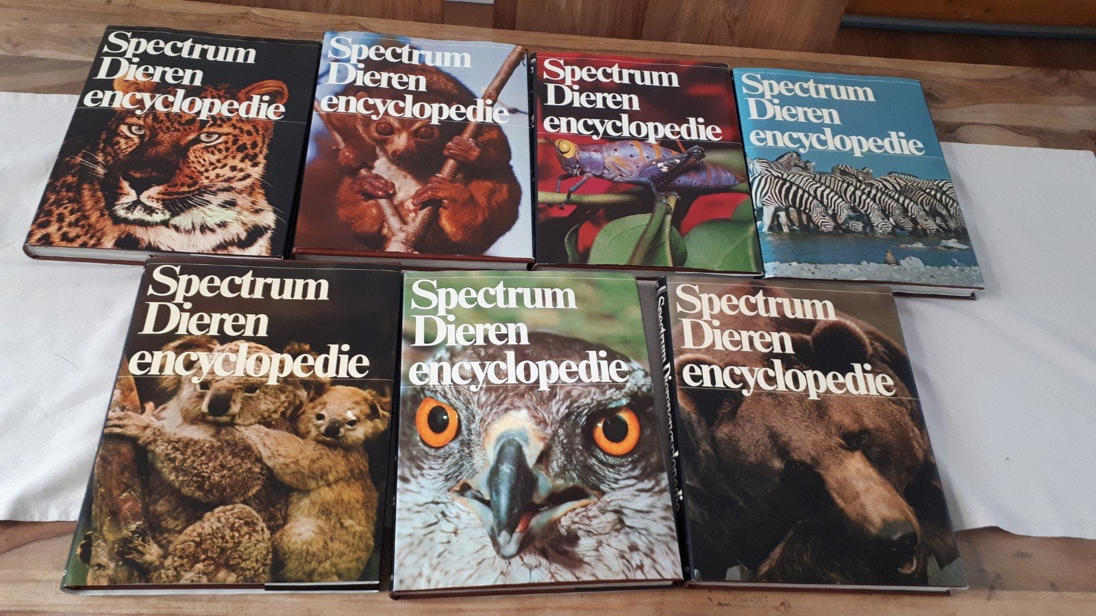 encyclopedieen, Ophalen, Zo goed als nieuw