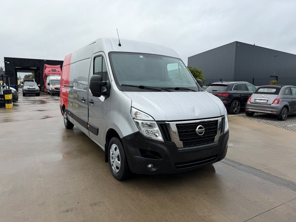 Nissan Interstar (Stock ID 40401)