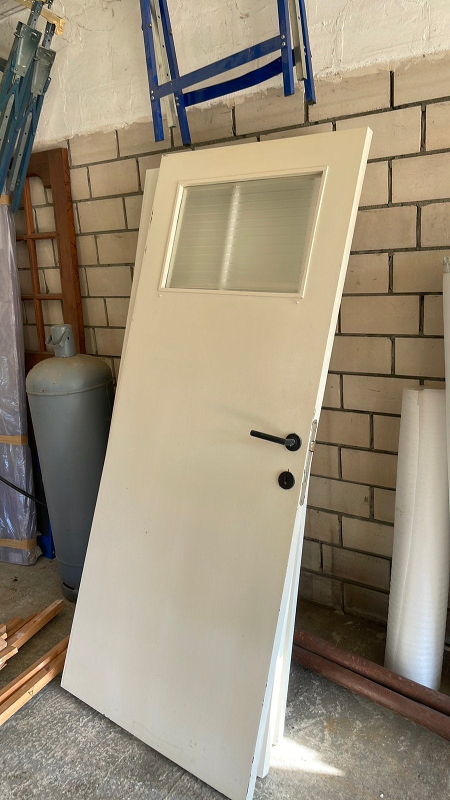 Houten deur met raam, Doe-het-zelf en Bouw, Ophalen, 80 tot 100 cm, Binnendeur, Zo goed als nieuw
