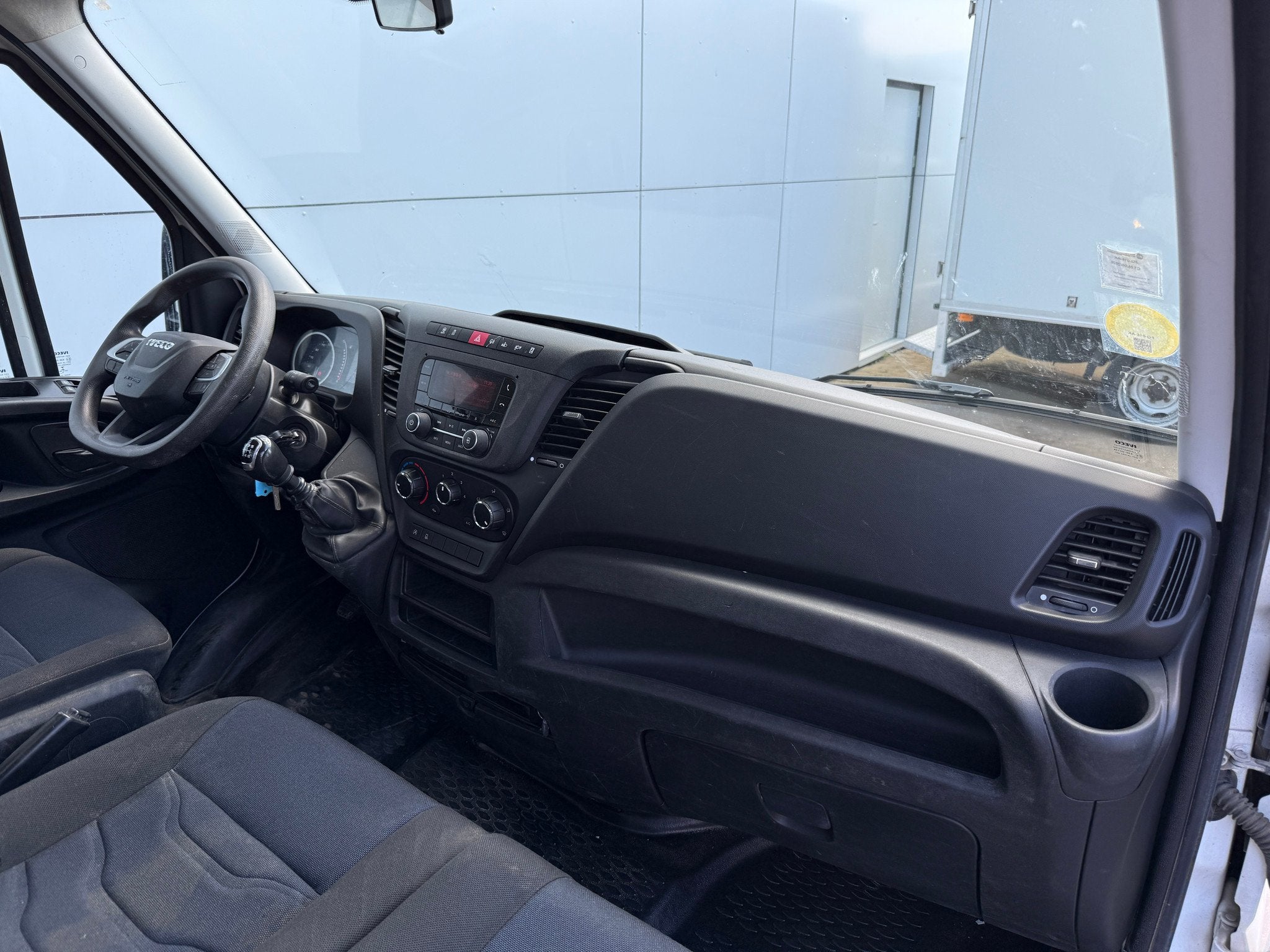 Iveco Daily 35C14 2.3 Kipper Dubbellucht 3,5t Airco Cruise C, Autos, Achat, Euro 6, Entreprise, Boîte manuelle