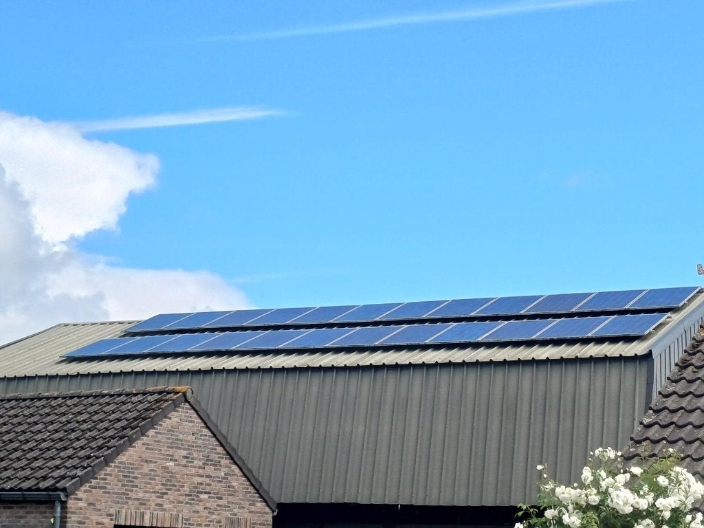 panneaux photovoltaiques suntech et onduleurs SMA, Enlèvement, Utilisé, Panneau, 200 watts-crêtes ou plus