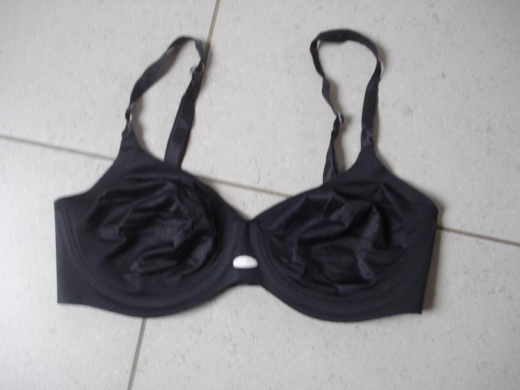 Fila zwarte beha, dames/meisjes. mt S, Fila, Ophalen of Verzenden, Zwart, BH