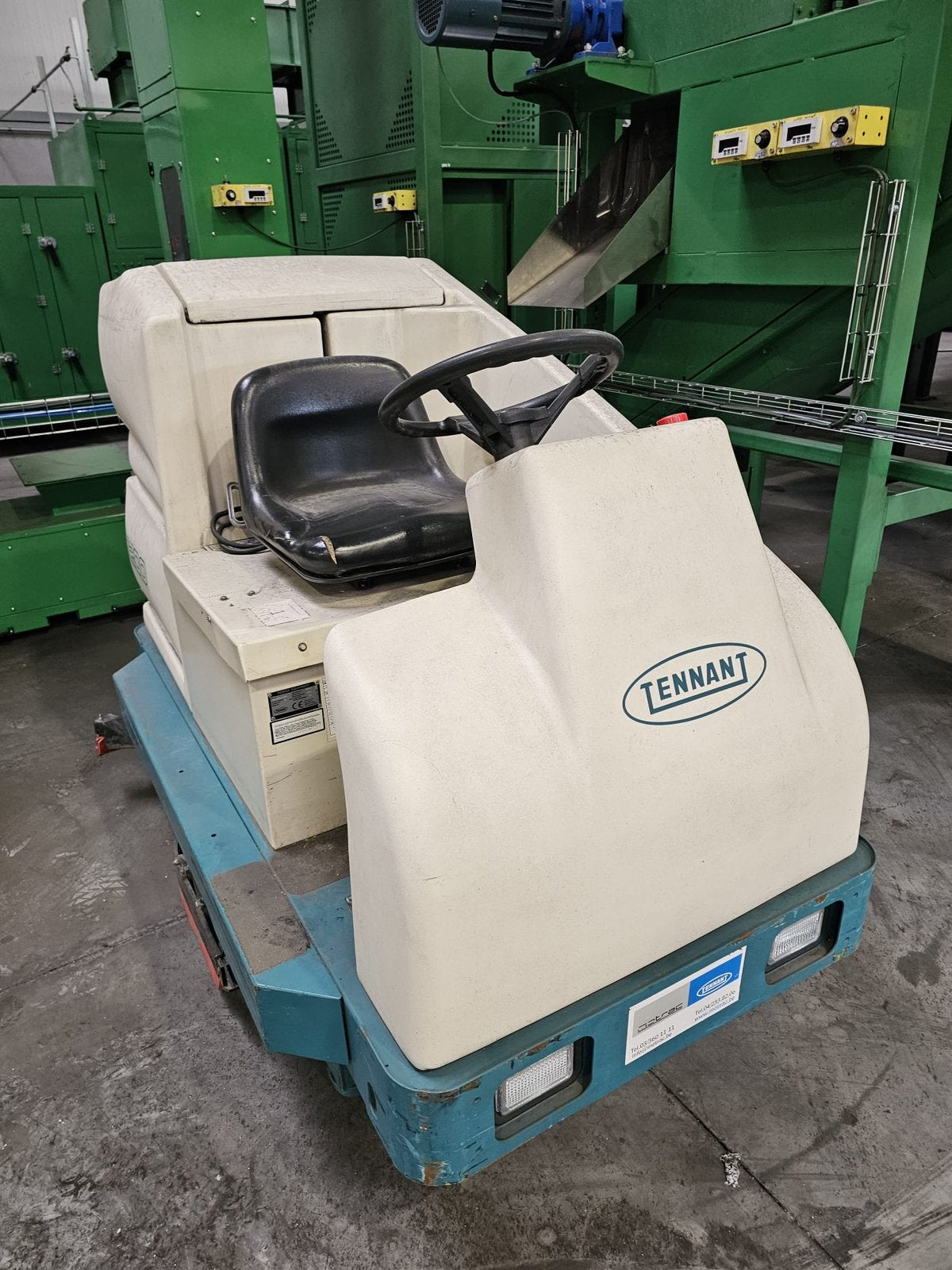 Tennant 7200 zit-schrobzuigmachine 36V – zuiging defect, Doe-het-zelf en Bouw, Ophalen, Gebruikt