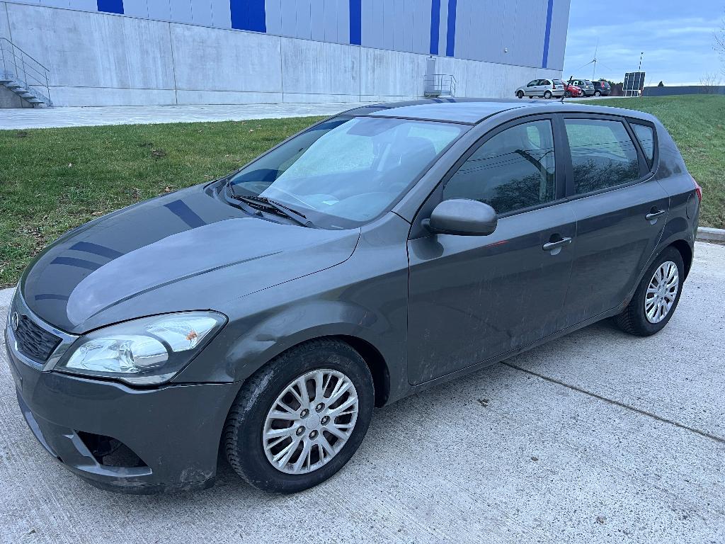 Kia Ceed 1.6 Diesel, Auto's, Kia, Euro 5, Bedrijf, 5 deurs, Te koop