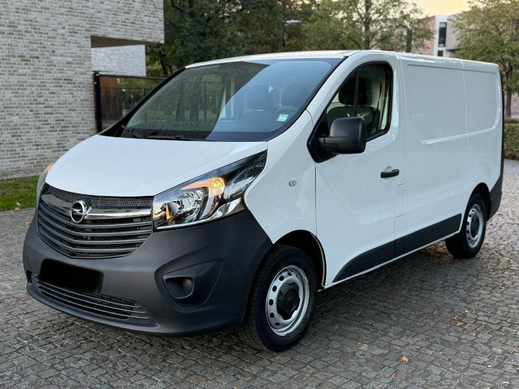 OPEL VIVARO 110.000KM GEKEURD VOOR VERKOOP, Auto's, 1600 cc, Wit, 5 deurs, Particulier