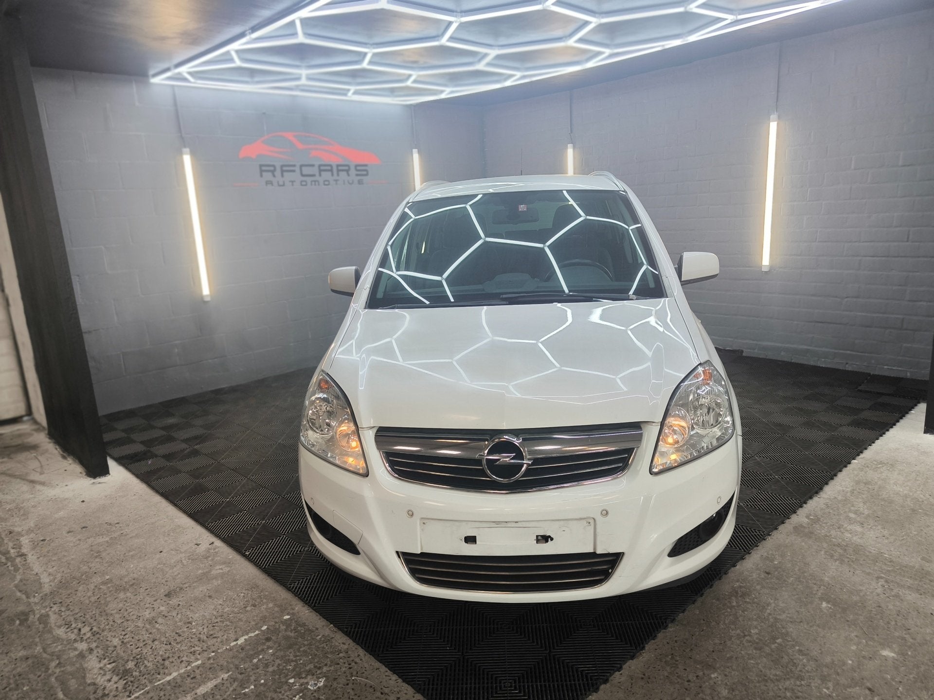 Opel Zafira, Autos, Euro 5, Achat, 7 places, Boîte manuelle