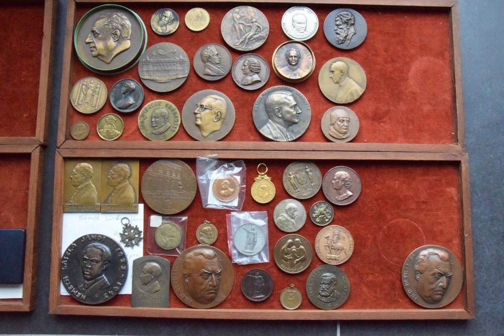 Médailles commémoratives du Grand Lot, Collections, Enlèvement ou Envoi, Utilisé